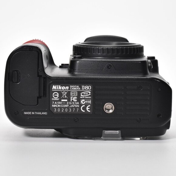 Nikon D80 Outfit SLR Digital Camera 10.2MP 18-135mm Lens 11,790 Clicks 32GB SD - Picture 10 of 16